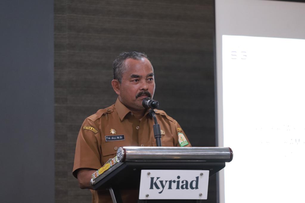 Wakil Pj Bupati Aceh Besar, Asisten II Buka Forum Konsultasi Masyarakat PT SBA