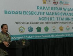 Asisten II Harapkan Mahasiswa Bantu Pemerintah Jaga Generasi Muda Aceh