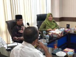 Aliansi Guru Menggugat Sambangi DPR Kota Banda Aceh