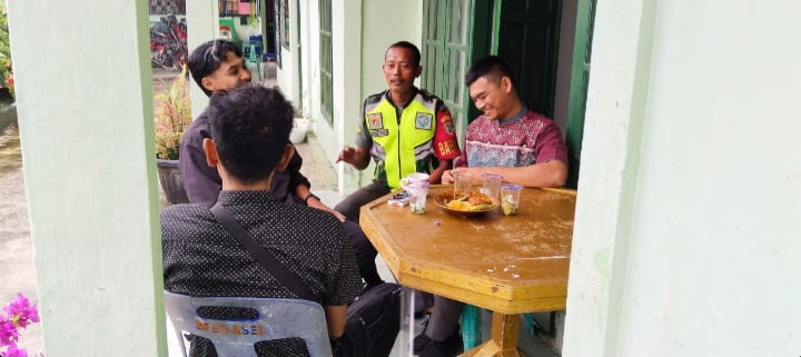 Melindungi Generasi Bangsa, Babinsa Tapaktuan Intens Ingatkan Pemuda Desa Binaan Tentang Bahaya Narkoba