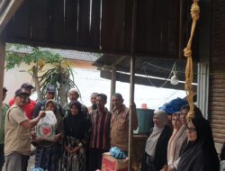 Pemkab Aceh Besar Bantu Korban Angin Kencang di Kuta Cot Glie