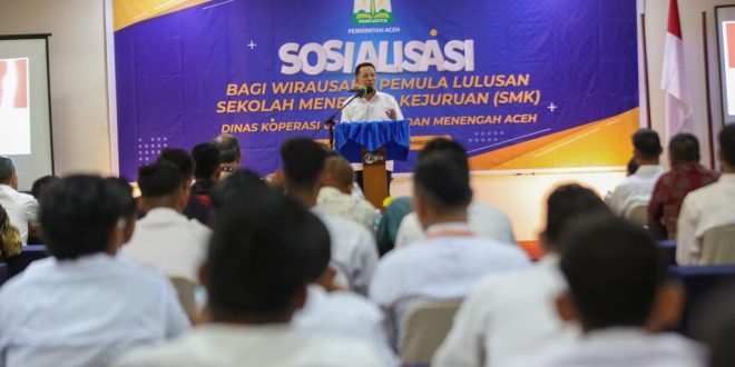 Penjabat Gubernur Achmad Marzuki Bangga Dengan Alumni SMK Rekrut Naker Saat Usia Muda