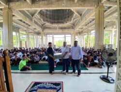Pj Bupati Aceh Besar Serahkan 40 Al Quran Cetakan Madinah untuk Pesantren Tgk Chik Oemar Diyan