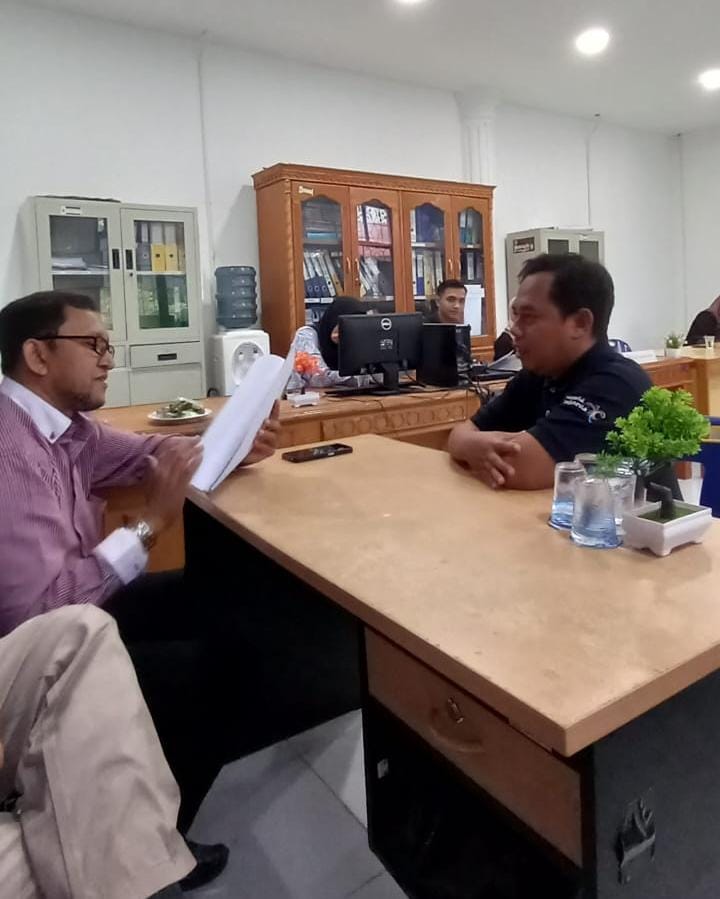 Pegawai Diskominfotik Kota Banda Aceh Terima SK Perpanjangan Kontrak November-Desember 2023