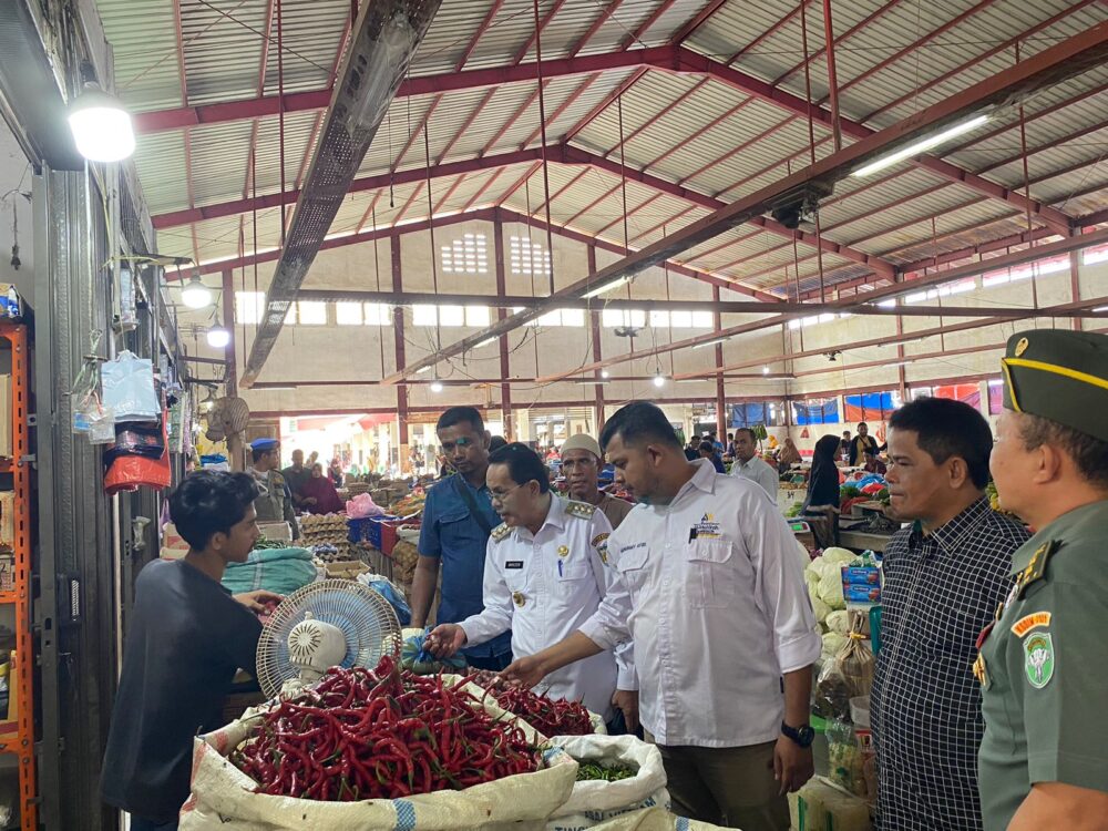 Amiruddin Ajak Masyarakat Kota Banda Aceh Berbelanja di Pasar Al Mahirah