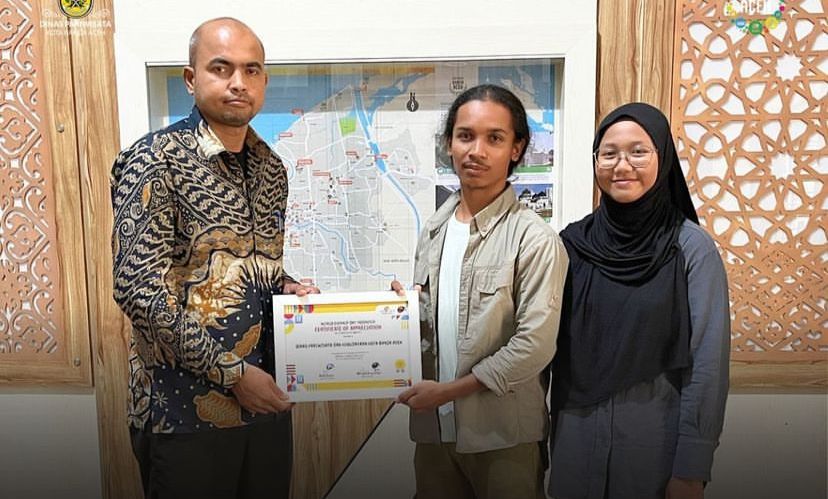 Dispar Terima Piagam Apresiasi Atas Dukungan Kegiatan WCD