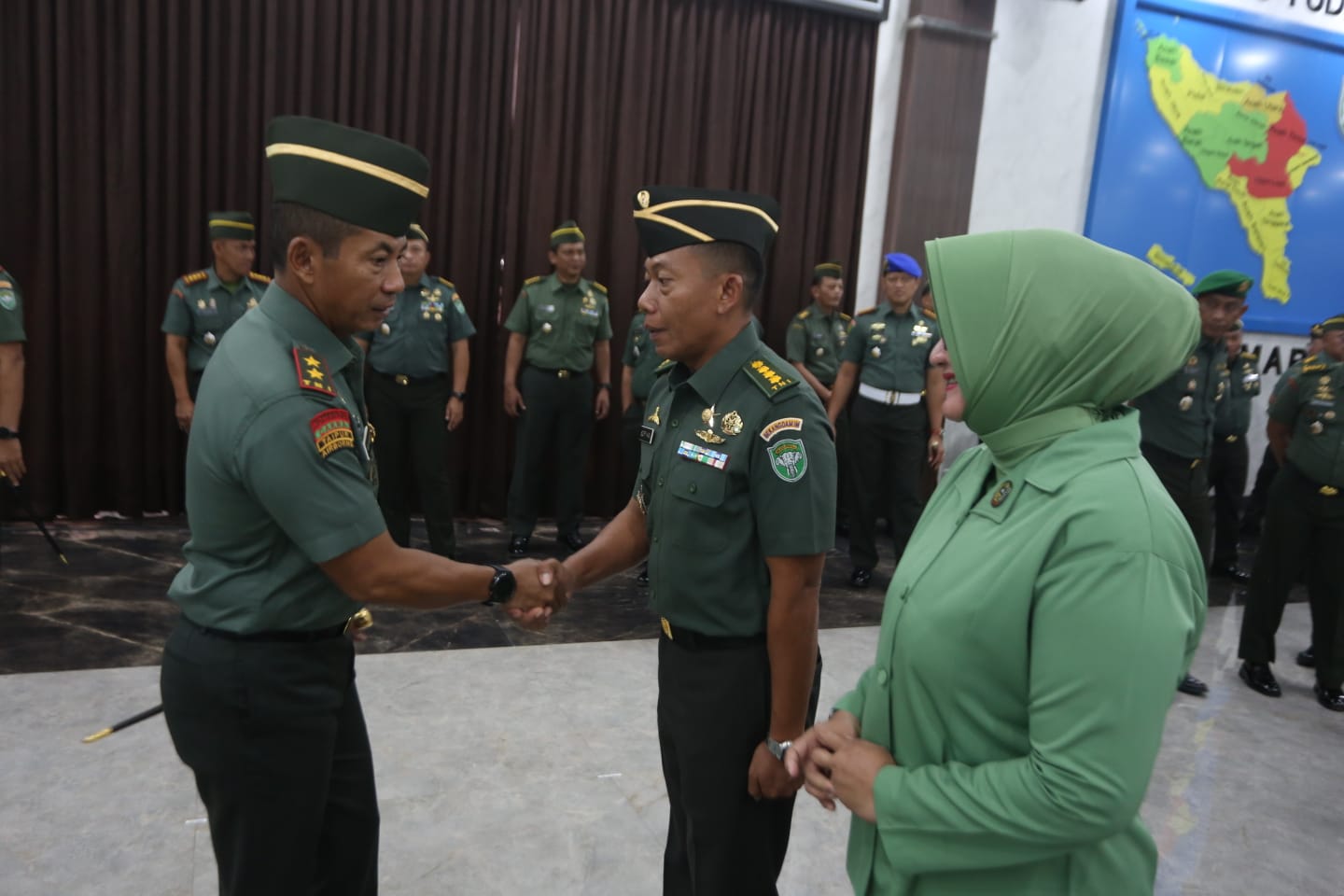 Pangdam IM Pimpin Upacara Kenaikan Pangkat Pemen Kodam IM.