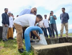 Pj Bupati Aceh Besar Resmikan Sumur Bor di Lamteugoh