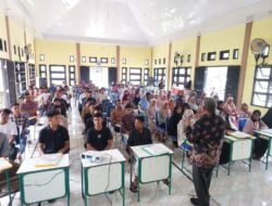 Kesbangpol Aceh Besar Sosialisasi Pemilu bagi Pemilih Pemula dan Perempuan