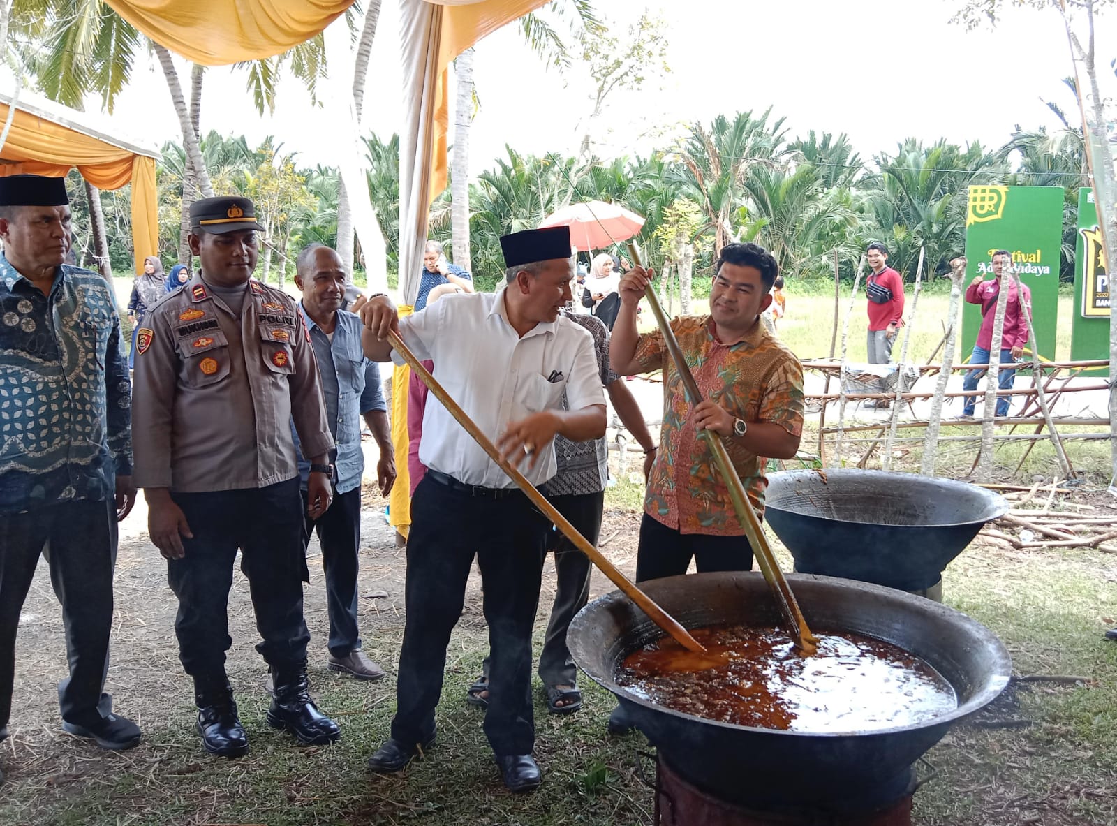 Petani Sajikan 1.000 Piring Nasi untuk Khanduri Blang di Baet Lampuot Aceh Besar