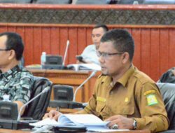 Kadisdik Dayah Aceh Besar Ikuti RDPU Bedah Qanun Tentang Penyelenggaraan Pendidikan di Aceh
