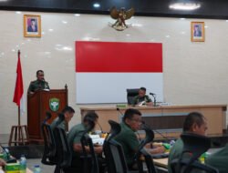 Kasdam IM Terima Paparan RGB Latihan Uji Siap Tempur Tingkat Kompi Yonif 112/DJ dan Latihan Lapangan Penanggulangan Bencana Alam Korem 012/TU.