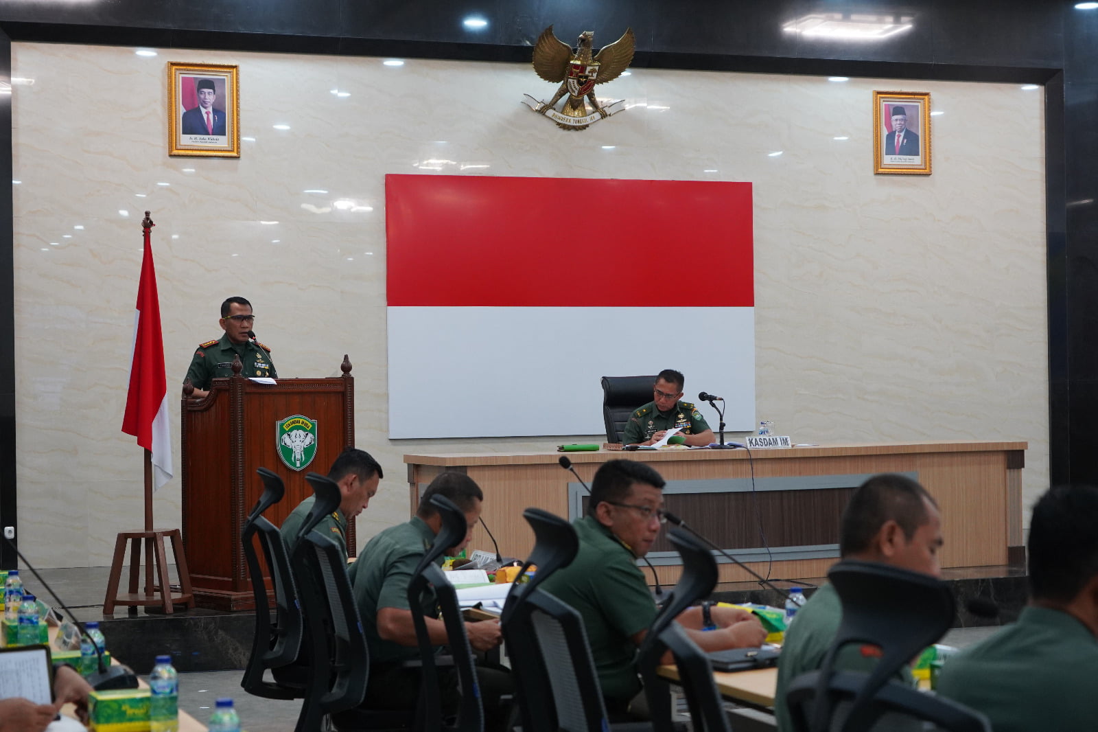 Kasdam IM Terima Paparan RGB Latihan Uji Siap Tempur Tingkat Kompi Yonif 112/DJ dan Latihan Lapangan Penanggulangan Bencana Alam Korem 012/TU.