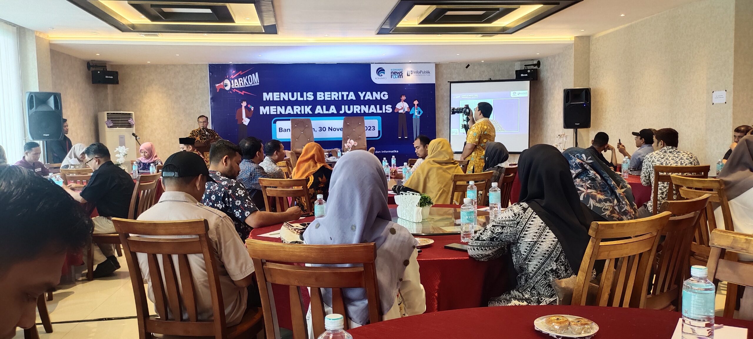 Jurnalis Diskominfotik Ikuti Pelatihan Jarkom Kominfo RI