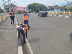Dinas Perhubungan Kota Banda Aceh Bersihkan Ranjau Paku di Jalanan Kota