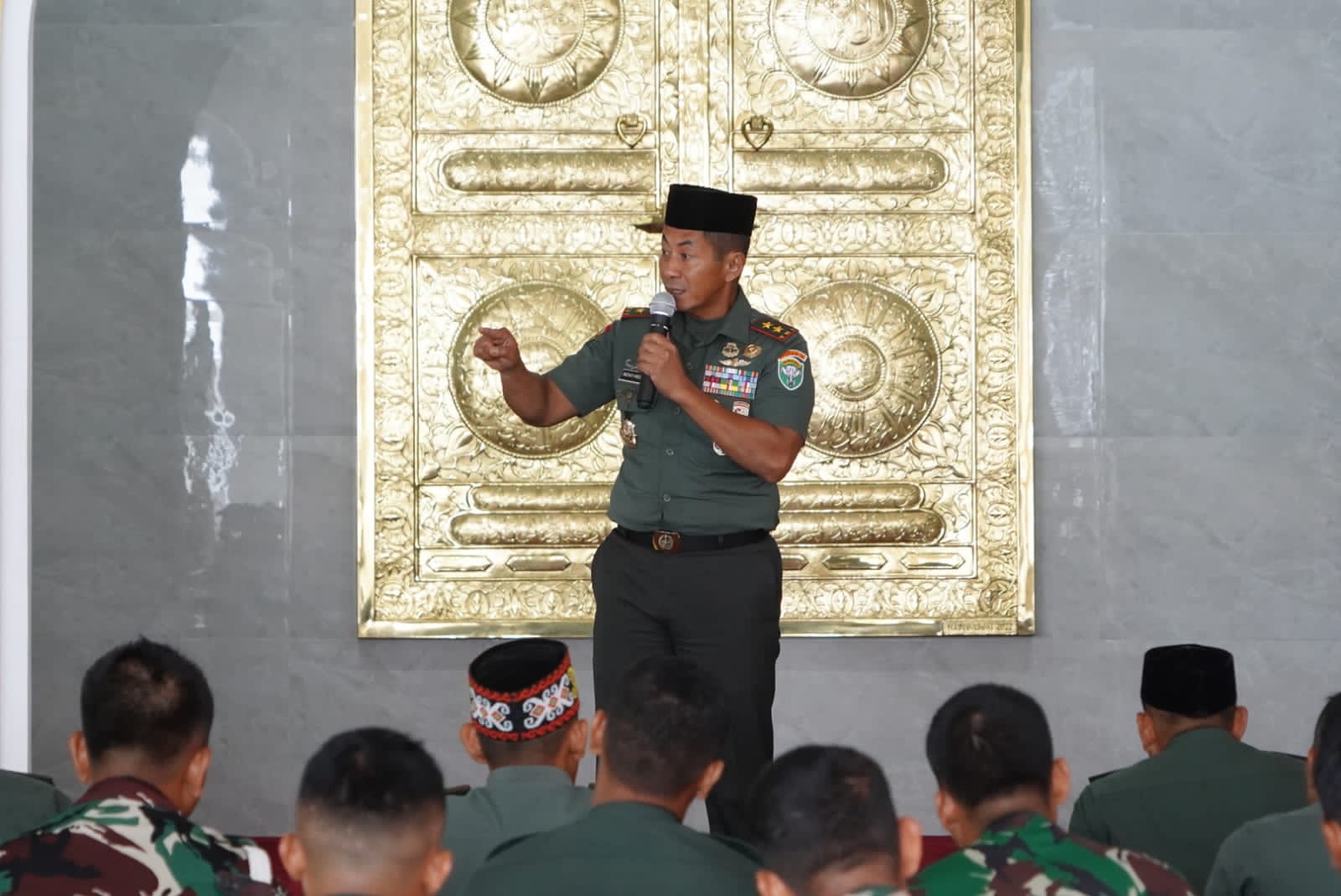 Dzuhur Berjamaah dan Tausiyah Dari Pangdam IM