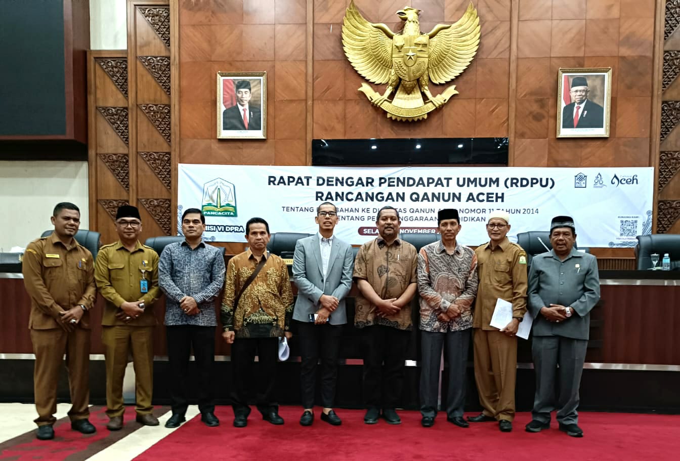 Color Rdpu Kadisdik Dayah Aceh Besar Ikuti RDPU Bedah Qanun Tentang ...