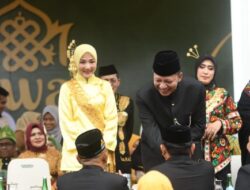Penjabat Gubernur dan Forkopimda Aceh Sapa Peserta Pawai Budaya