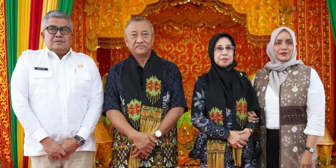 Sekda Sambut Kajati Aceh, di Bandara Internasional SIM