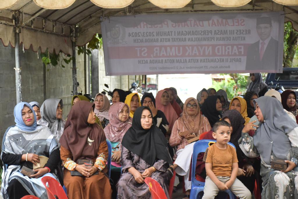 Reses di Lamdingin, Ketua DPRK Banda Aceh Sampaikan Peran Dewan dalam Advokasi Kepentingan Masyarakat