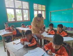 Kadisdikbud Aceh Besar Monev Pelaksanaan Ujian SD