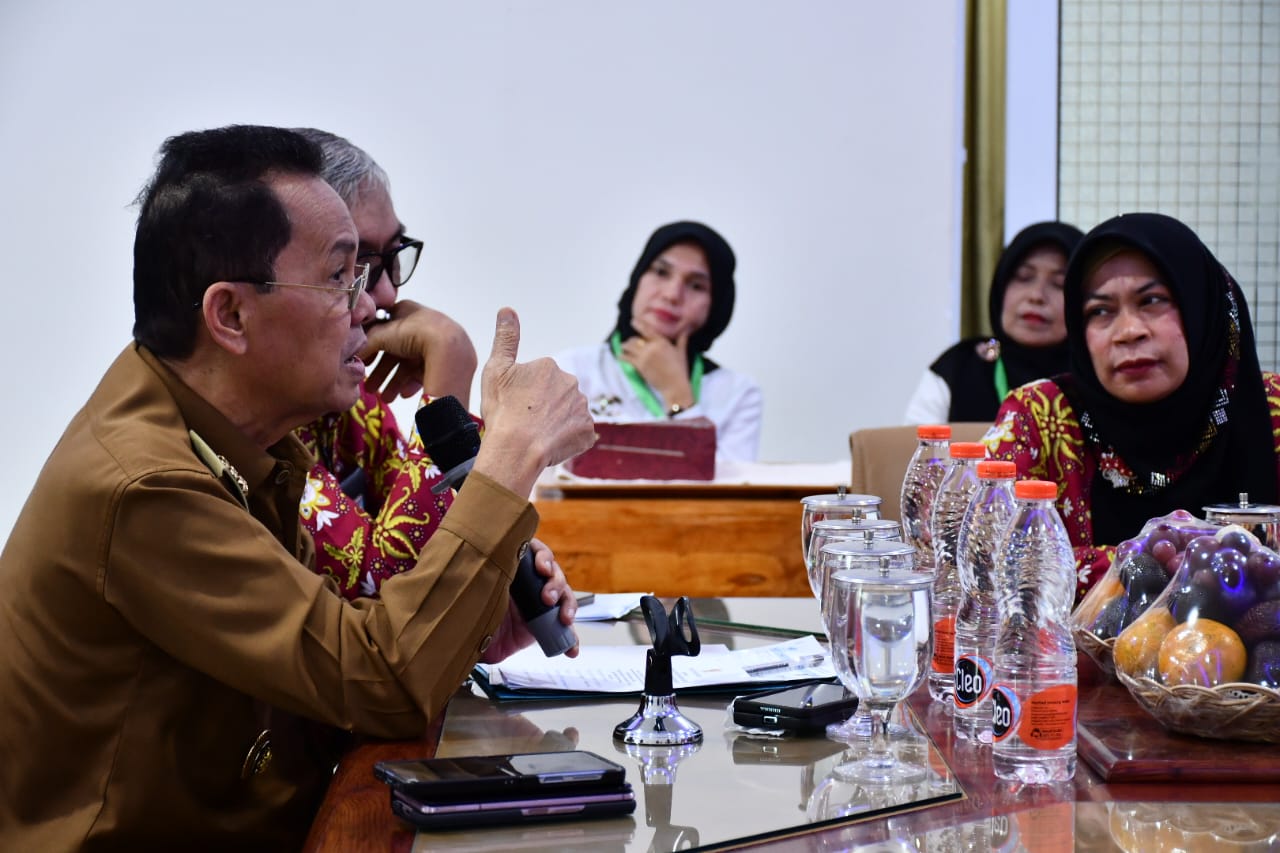 Pj Wali Kota Buka Bimtek Penyusunan Manajemen Risiko Perumdam Tirta Daroy