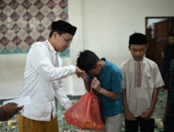 Farid Nyak Umar Santuni Anak Yatim pada Maulid Sanggar Cit Ka Geunta