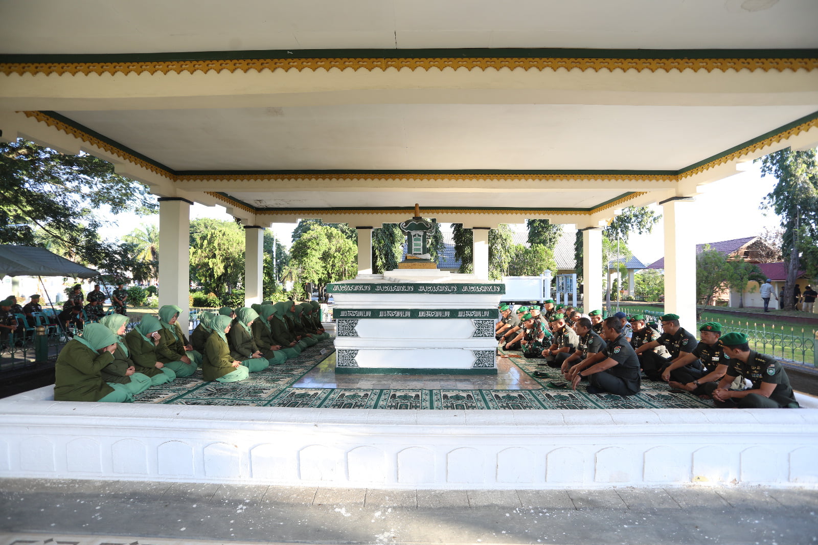 Sambut HUT Ke-67 Kodam IM, Kasdam IM Pimpin Ziarah ke Makam Sultan Iskandar Muda.