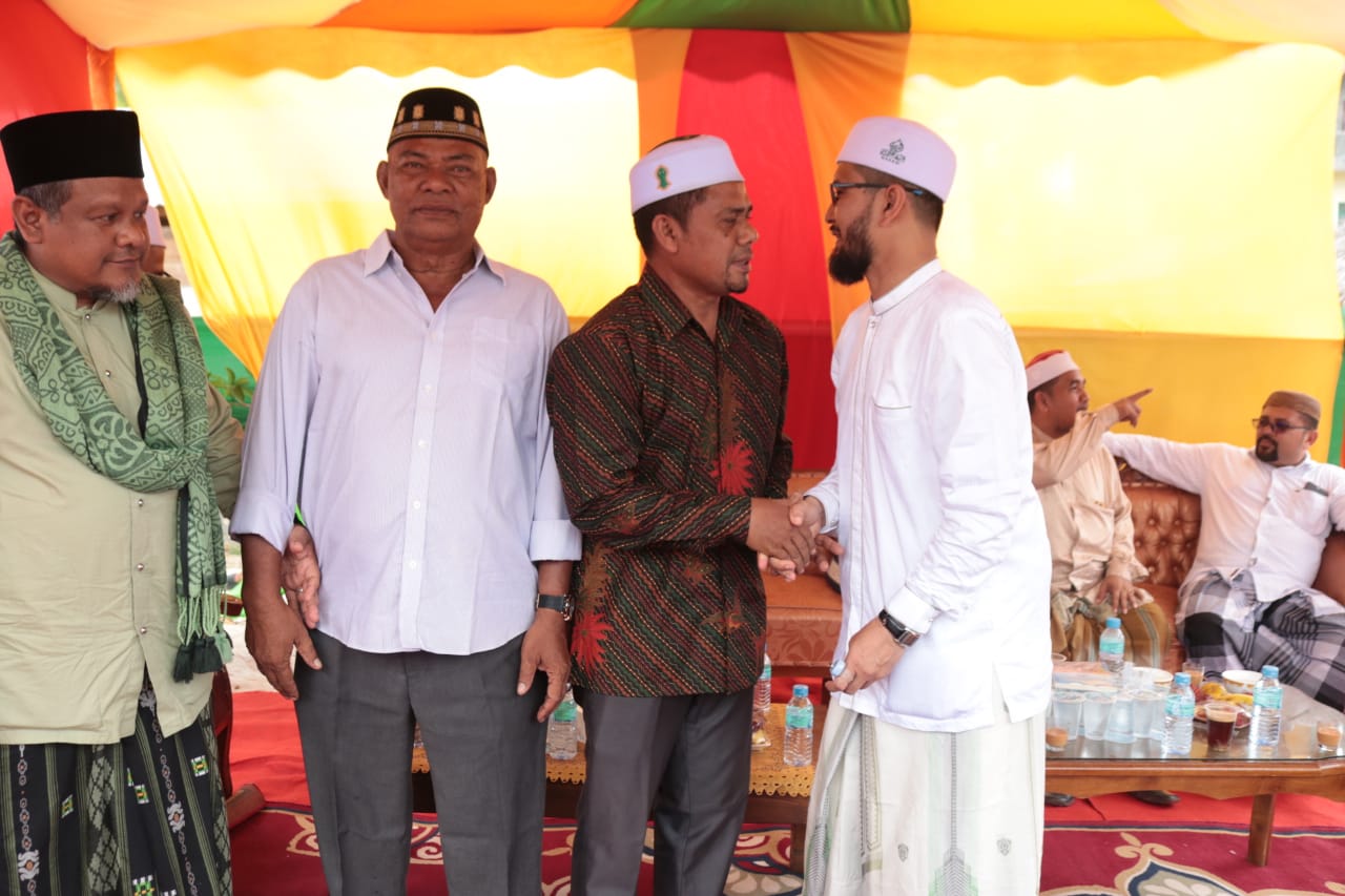 Wakili Pj Bupati, Kadis Dayah Aceh Besae Hadiri Maulid di Dayah Madani Al-Aziziyah