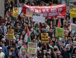 Ratusan Warga New York Gelar Demo Protes Berlanjutnya Agresi Israel ke Gaza