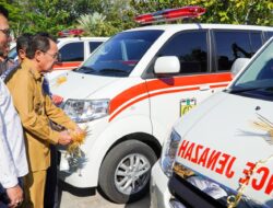 Pemko Hibahkan Ambulance Jenazah kepada 8 BKM