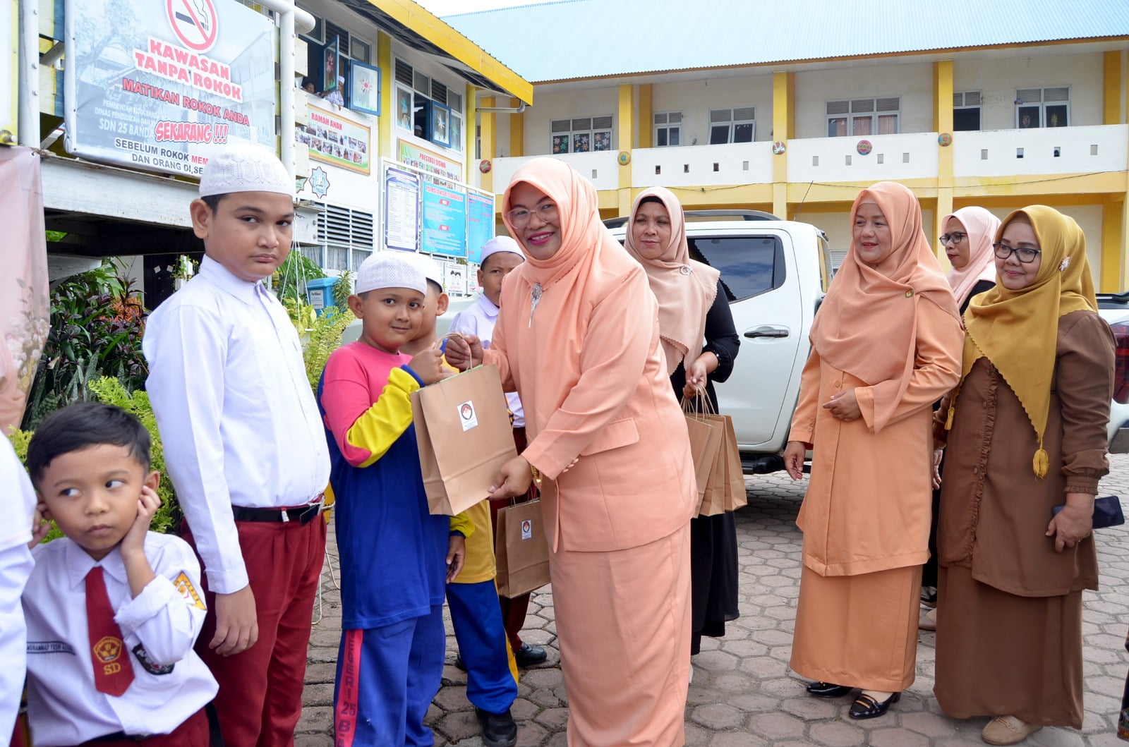 DWP Disdikbud Banda Aceh Kunjungi Sekolah Inklusi