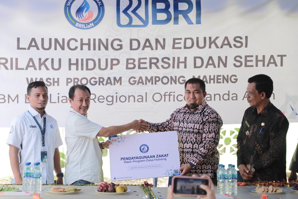 Pj Bupati Aceh Besar Teken Prasasti Sumur Bor, Menara Air dan Pipanisasi Gampong Maheng