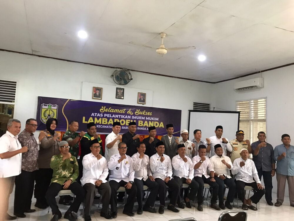 Lantik Imum Mukim Lambaroeh Banda, Ini Pesan Camat Jaya Baru