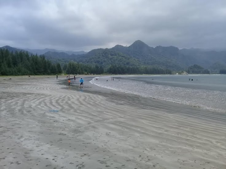 Pantai Riting Leupung Aceh Besar Jadi Tujuan Wisata Paling Populer Saat Ini