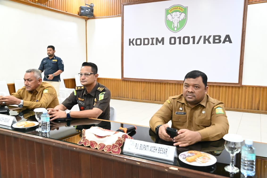 Wakili Pj, Sekda Aceh Besar Hadiri Acara Zoom Meeting Komunikasi Sosial