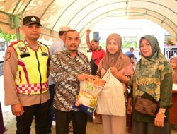 Karena Selisih Harga, Warga Lheu Blang Darul Imarah Padati Pangan Murah Pemkab Aceh Besar