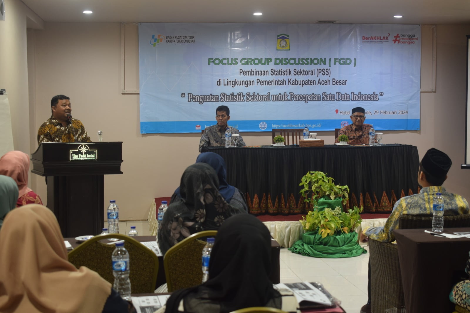 Wakili Pj Bupati, Sekda Sulaimi Buka FGD Penguatan Statistik untuk Percepatan Satu Data Indonesia