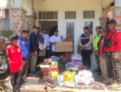 Pemkab Aceh Besar Berikan Bantuan kepada Korban Kebakaran di Paya Rabo