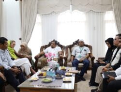 Pj Bupati Aceh Besar Terima Kunjungan Pengurus Muslim Aid United Kingdom dan YKMI