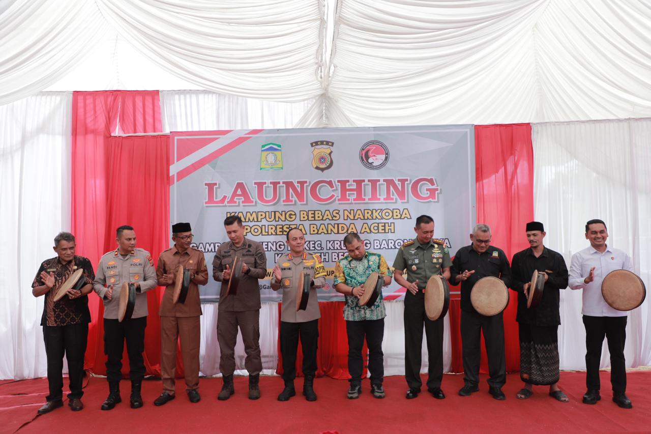 Pj Bupati Aceh Besar Hadiri Lauching Kampung Bebas Narkoba di Gampong Lueng Ie