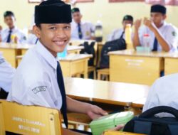 Simulasi Makan Siang Gratis Tuai Pujian dari Pelajar SMPN 1 Darul Imarah
