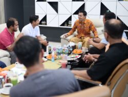 Ketua DPRK Banda Aceh Diskusi Prospek Usaha Warkop Bersama Pegiat Komunitas Kopi Takengon