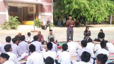 Isi Gebyar Ramadhan SMPN 6 Banda Aceh, Ketua DPRK Farid Nyak Umar Motivasi Siswa untuk Jauhi Narkoba dan Bijak Gunakan HP