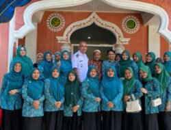 Perkuat Program PKK Ganpkng, TP PKK Aceh Besar Gelar Bina Dasa Wisma di Peukan Seulimeum