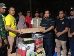 Setelah Api Dipadamkan, Pj Bupati Iswanto Langsung Antar Bantuan Masa Panik Korban Kebakaran di KBJ