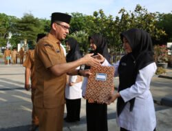 Sekdako Banda Aceh Memimpin Apel Gabungan dan Serahkan SK PPPK 2023