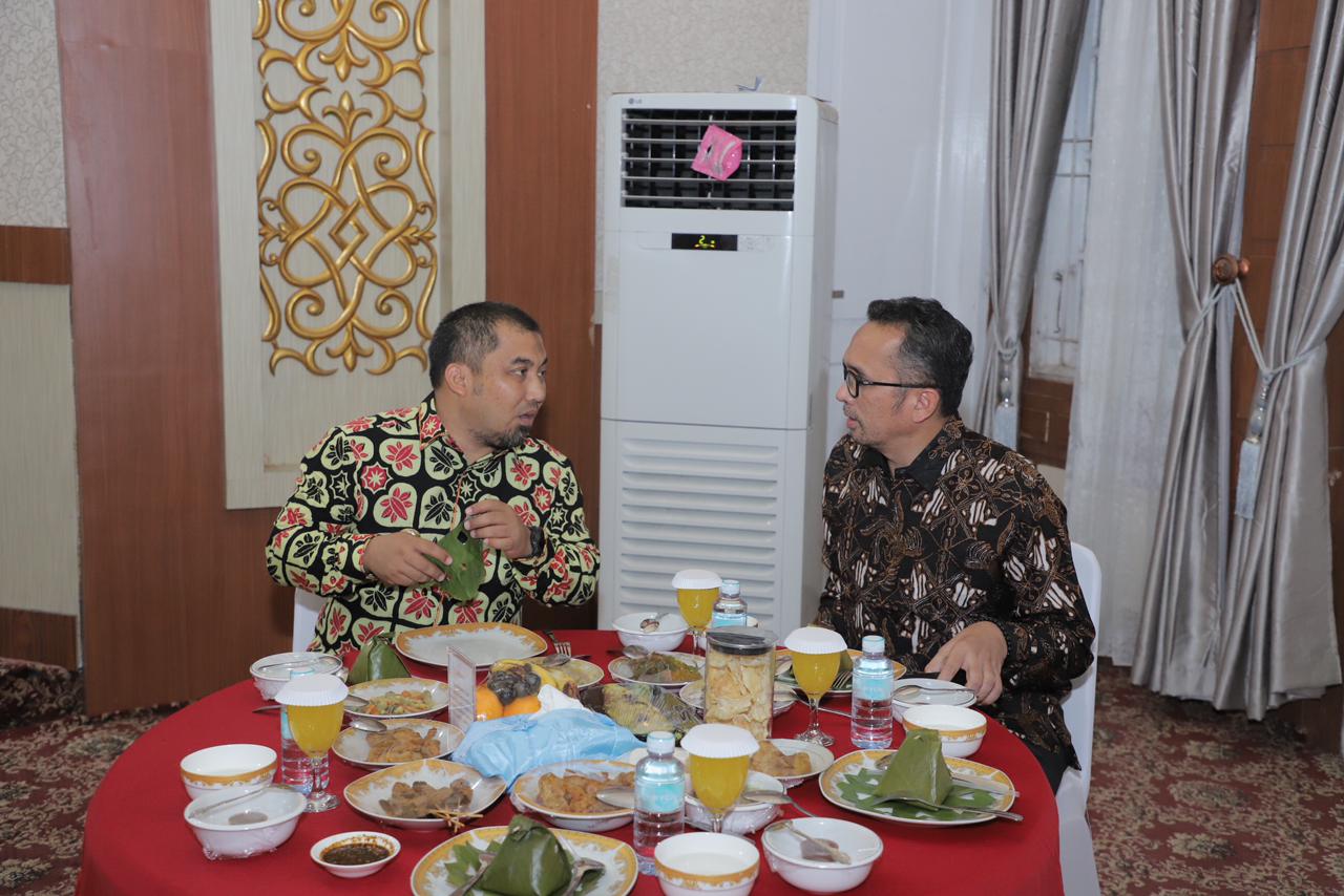 Pj Bupati Aceh Besar Hadiri Gala Dinner di Meuligo Bupati Nagan Raya