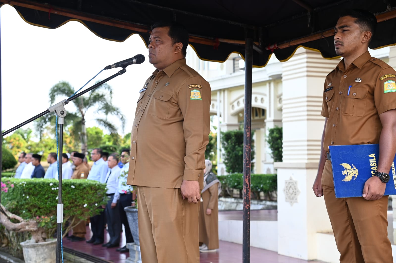 Pimpin Apel OPD, Sekda Aceh Besar Dorong ASN dan Tenaga Kontrak Tingkatkan Integritas