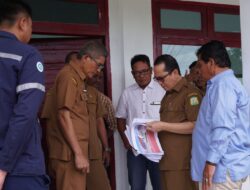 Wakili Pj Bupati, Asisten III Sekda Aceh Besar Tinjau Pembangunan Gedung SDN Bak Sukon